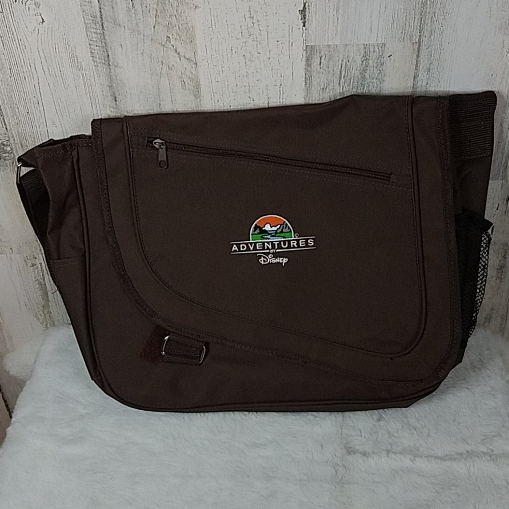DISNEY BROWN SHOULDER BAG